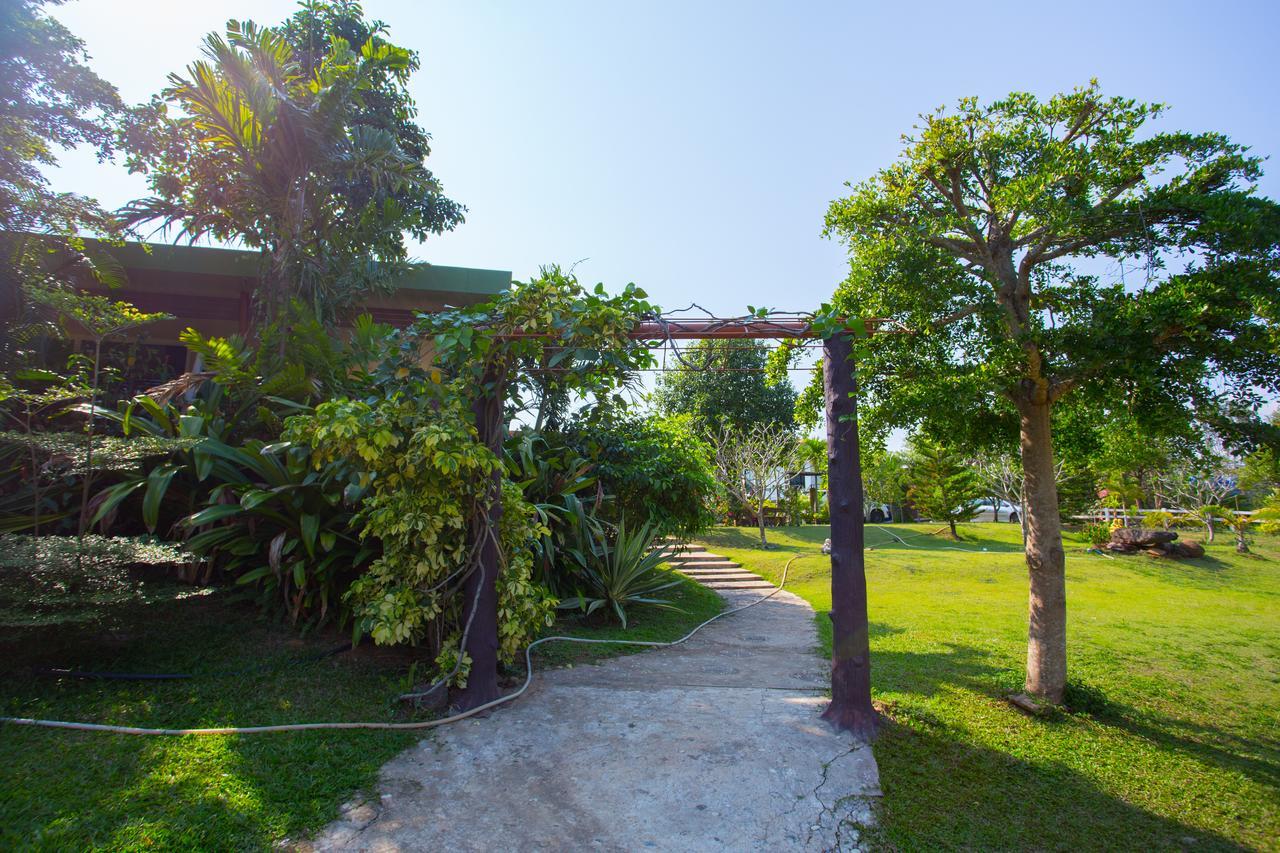 Sunsmile'S House Vila Wang Nam Khiao Exterior foto